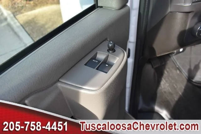 2025 Chevrolet Express Cargo Work Van - Photo 13
