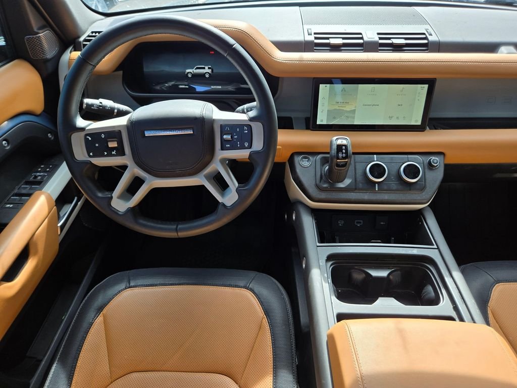 Used 2024 Tasman Blue Metallic Land Rover X-Dynamic SE image 18