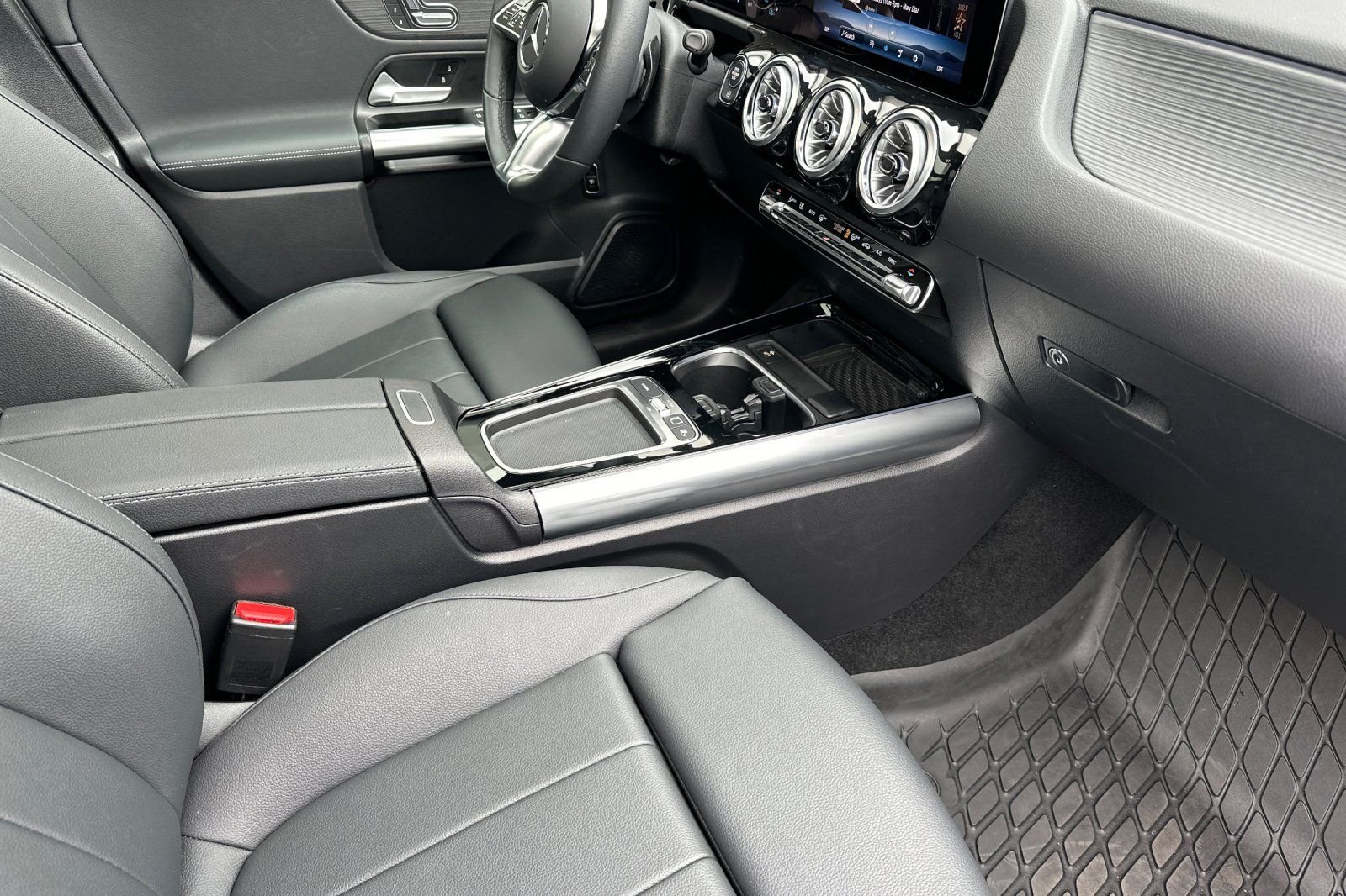 Certified Used 2026 Gray Mercedes-Benz GLA 250 image 16
