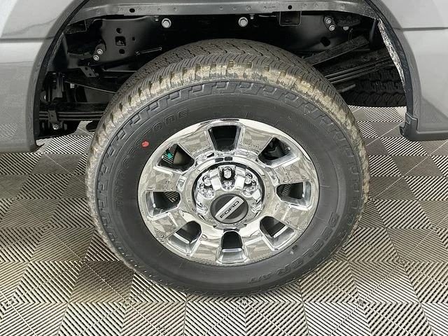 New 2026 Gray Ford Lariat image 22