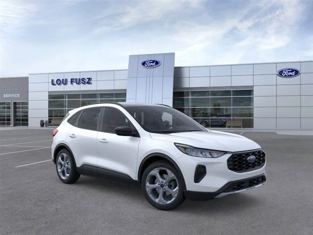 New 2026 Star White Metallic Tri-coat Ford ST-Line image 32