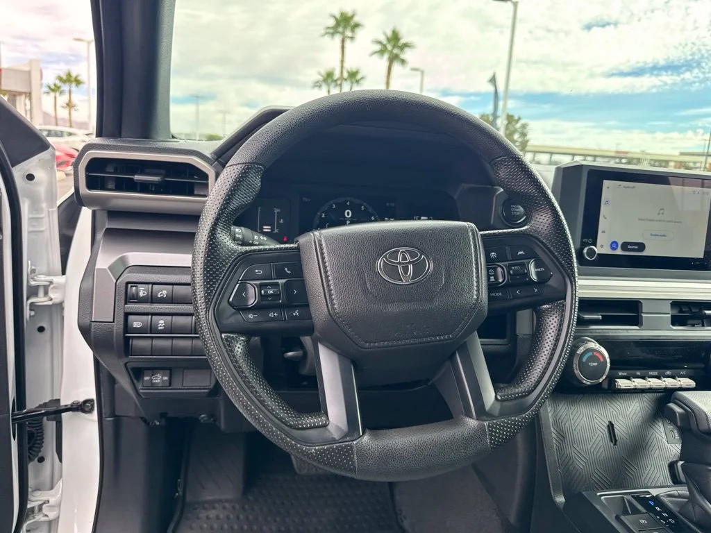 Used 2025 White Toyota SR5 image 13