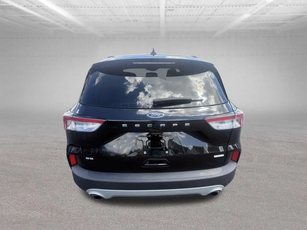 Used 2020 Black Ford SE image 6