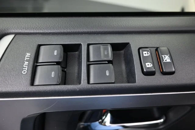 Used 2019 Super White Toyota SR5 image 12