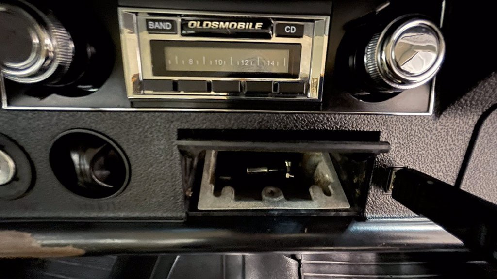 Used 1968  Oldsmobile Supreme image 45