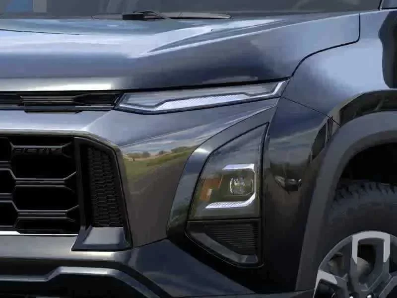 New 2026 Mosaic Black Metallic Chevrolet ACTIV image 3