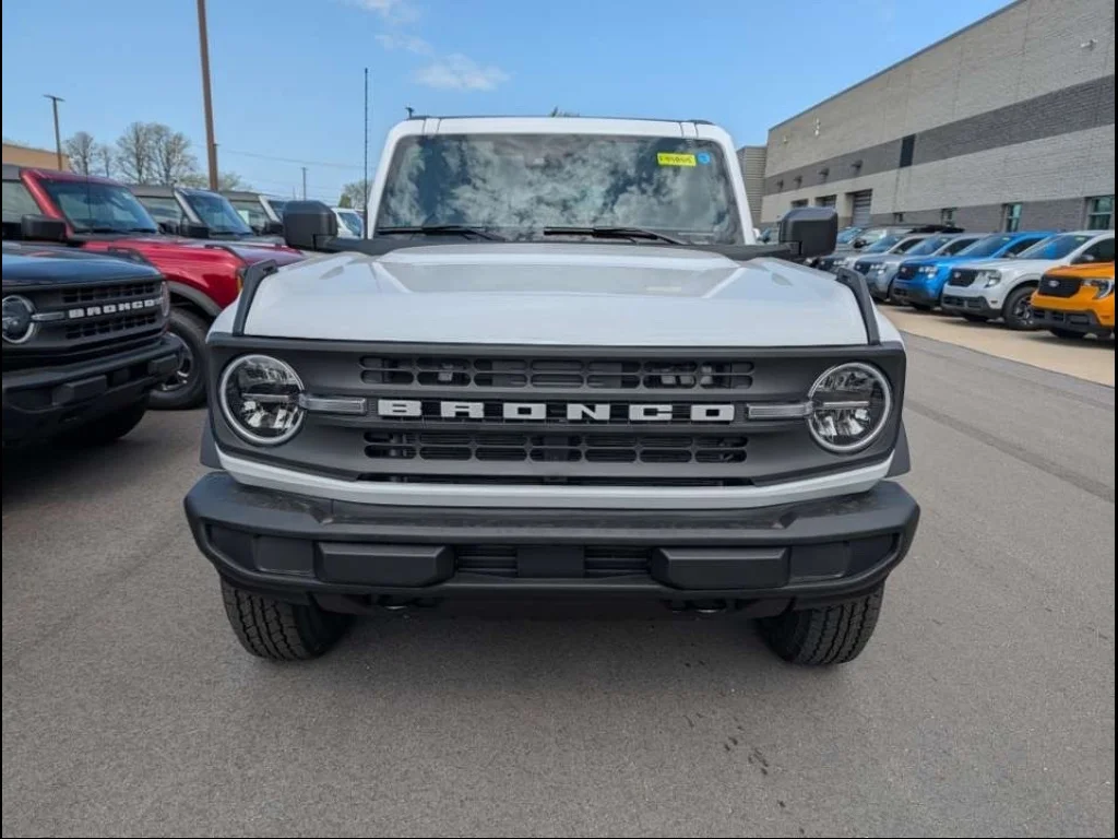 New 2026 Oxford White Ford Big Bend® image 2