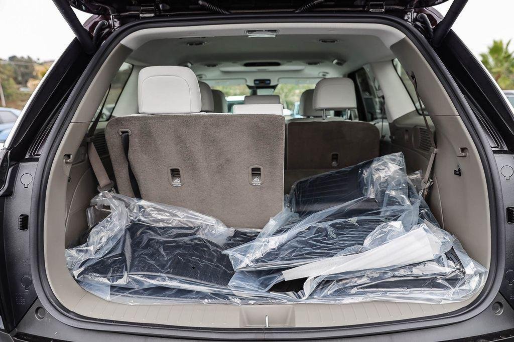 New 2026 Red Hyundai Blue SEL Premium 8P image 25
