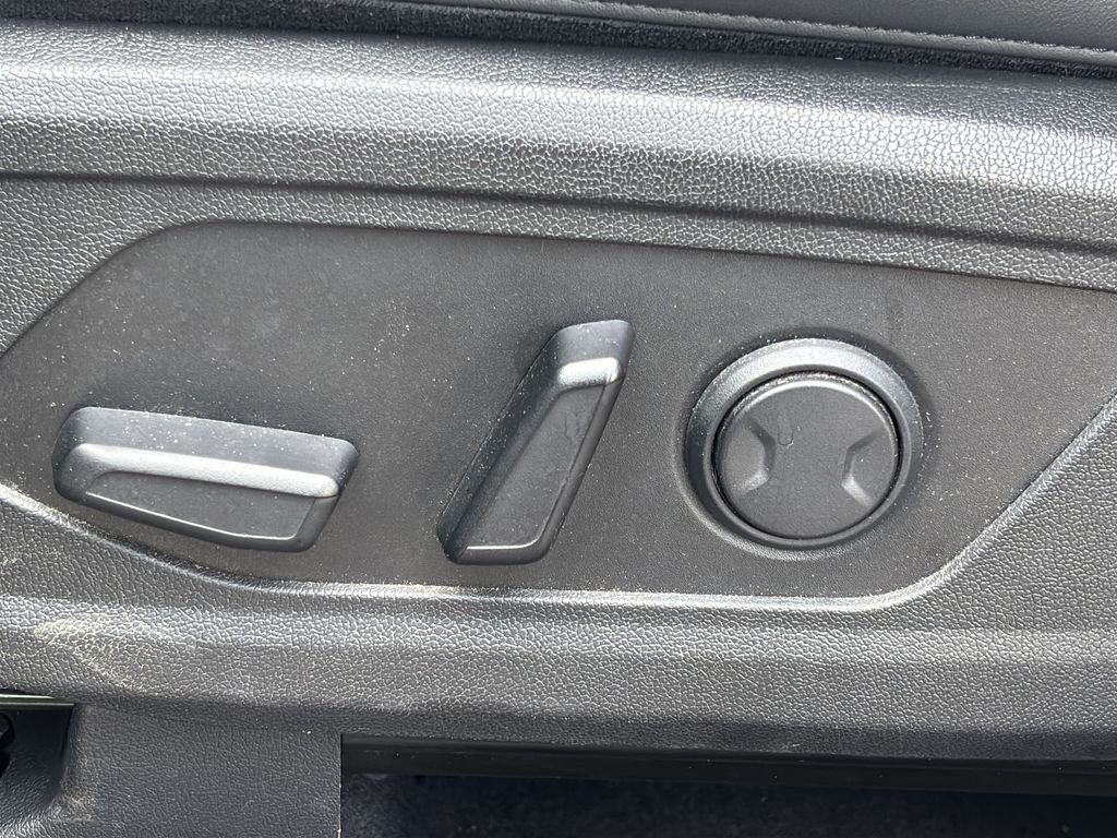 2023 Kia Sorento S - Photo 12