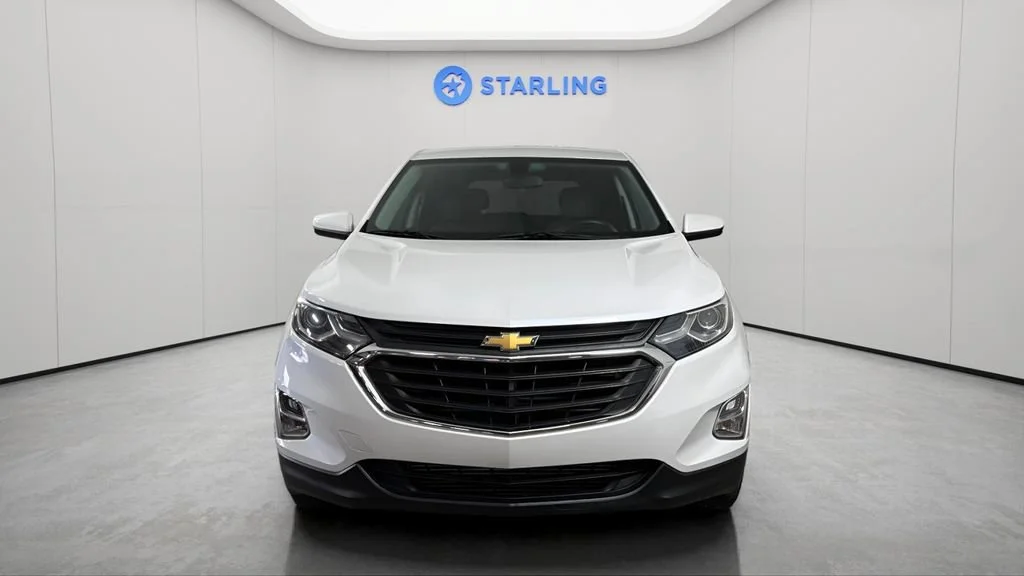 Used 2018 IRIDESCENT PEARL TRICOAT Chevrolet LT image 16