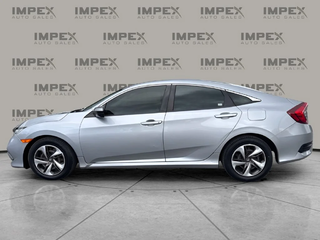 Used 2020  Honda LX image 2