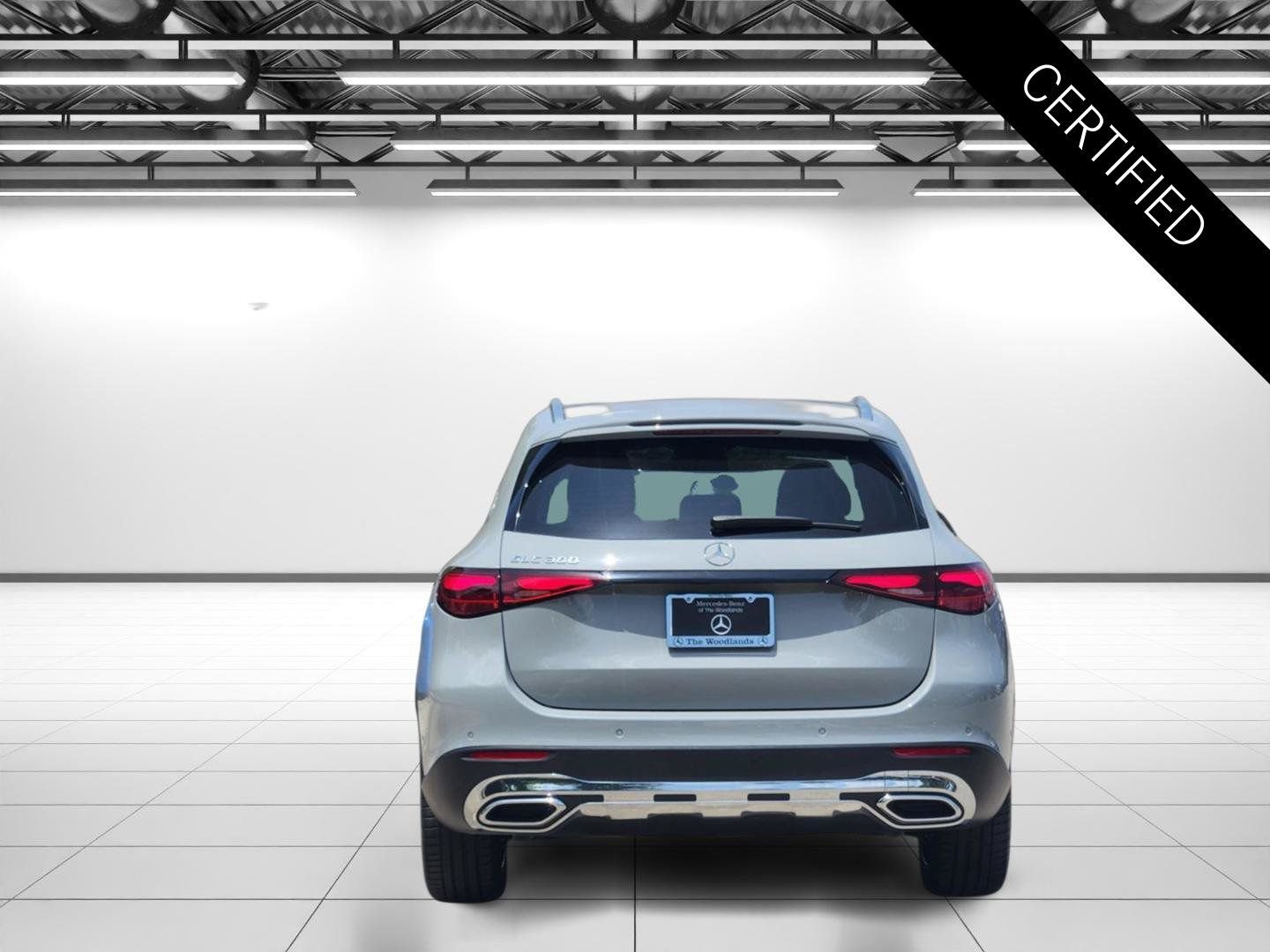 Certified Used 2026 MANUFAKTUR Alpine Gray Mercedes-Benz GLC 300 image 8