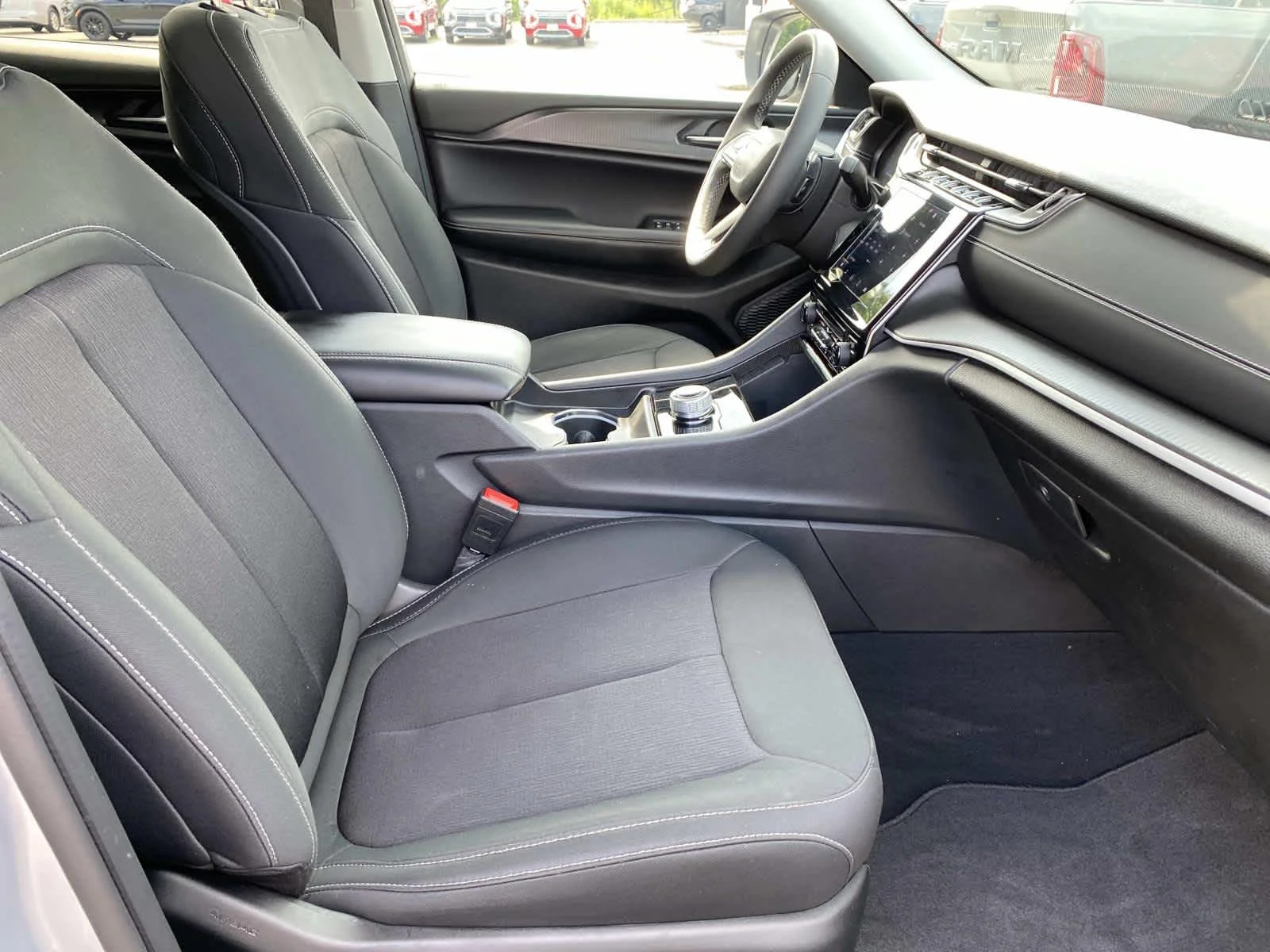 Certified Used 2023 Silver Zynith Jeep Laredo image 22