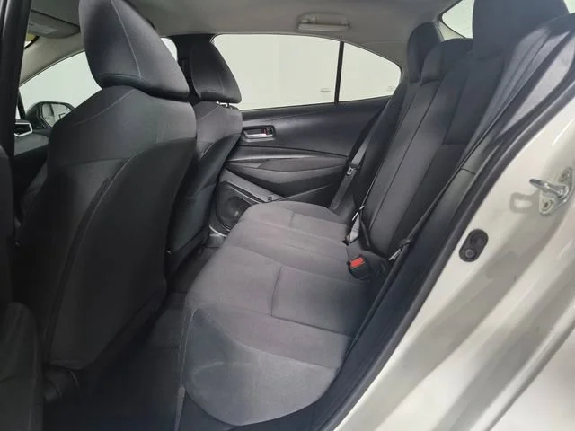 2021 Toyota Corolla LE - Photo 28