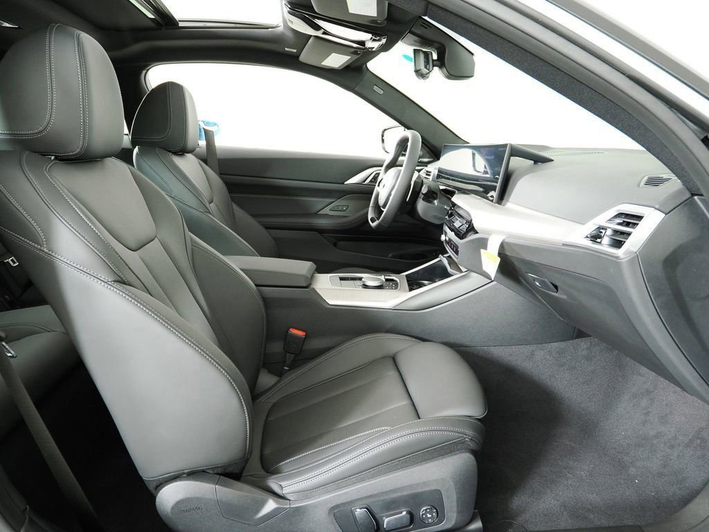 Used 2026 Black Sapphire Metallic BMW 430i xDrive image 21