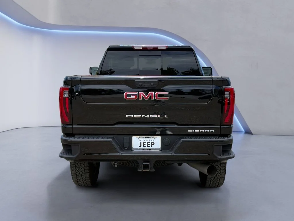 Used 2025 Black GMC Denali image 5