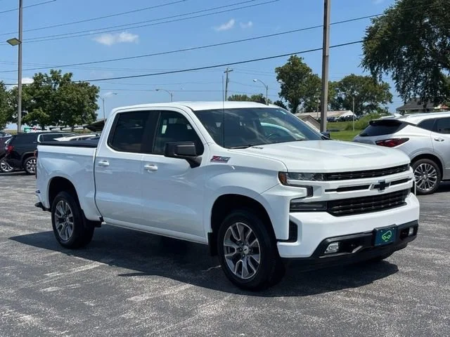Used 2020 SUMMIT WHITE Chevrolet RST image 7
