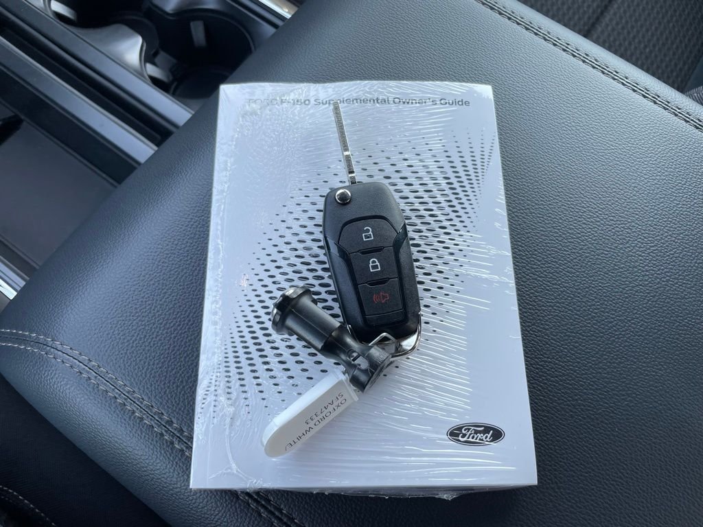 2025 Ford F-150 STX - Photo 43