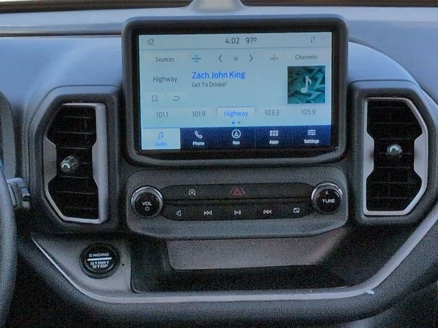 Used 2021 Green Ford Outer Banks image 18