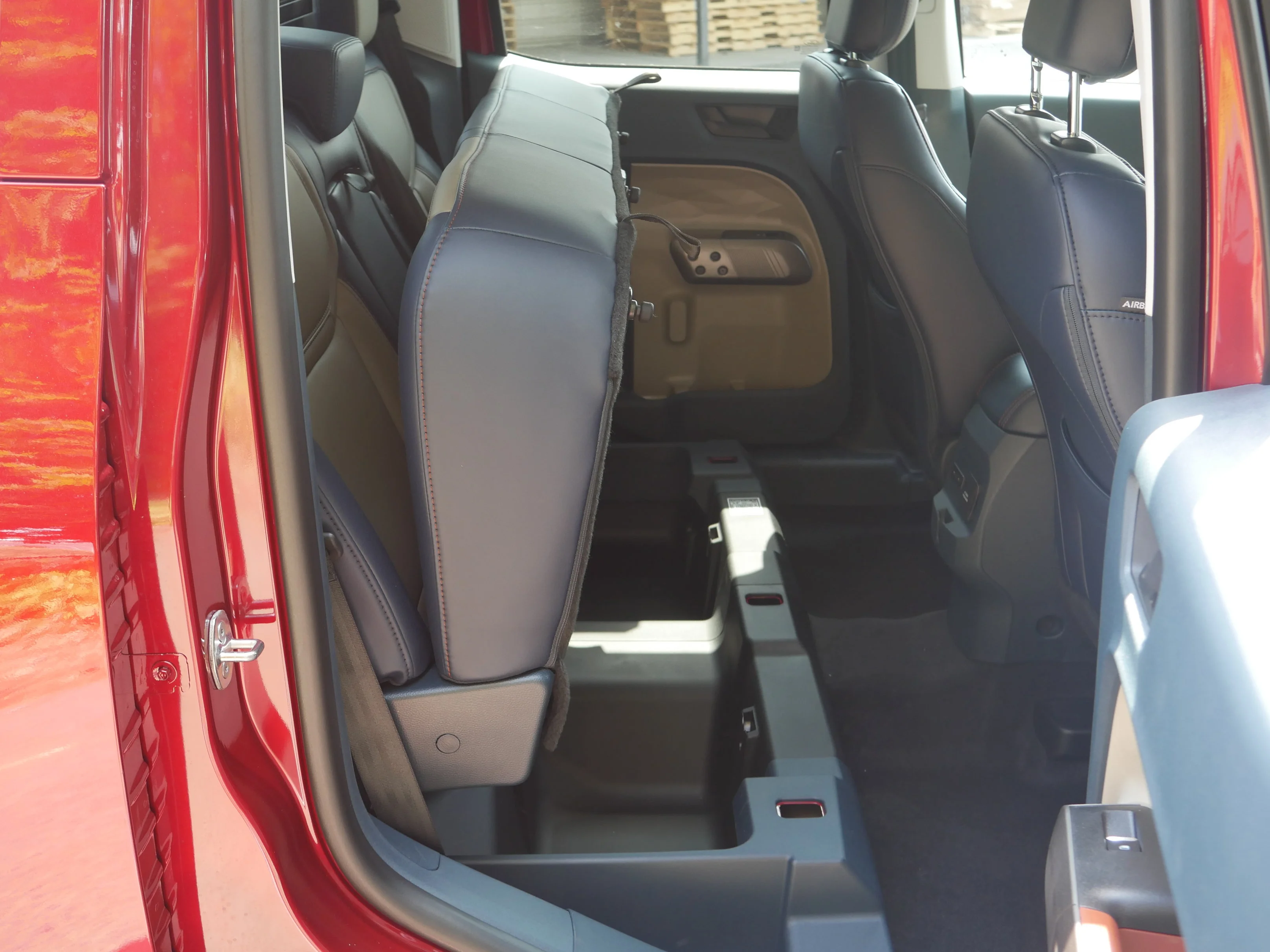 New 2026 RUBY RED TINTED Ford LARIAT image 29