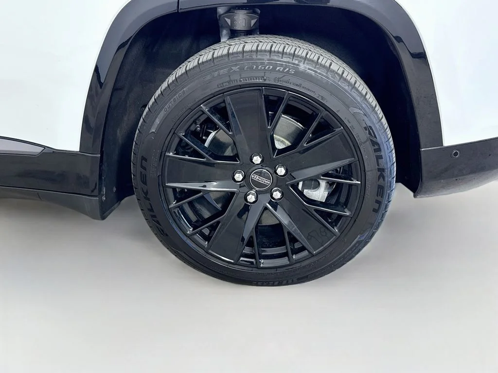 Used 2024 White Jeep Launch Edition image 32