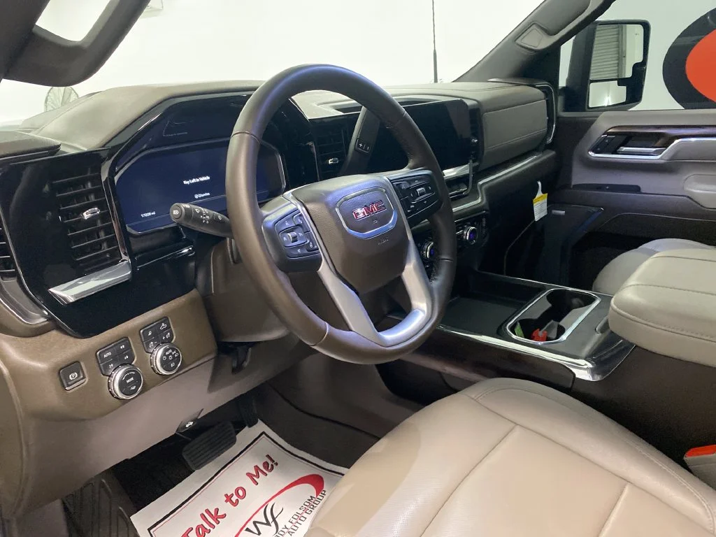 Used 2024 Silver GMC SLT image 14