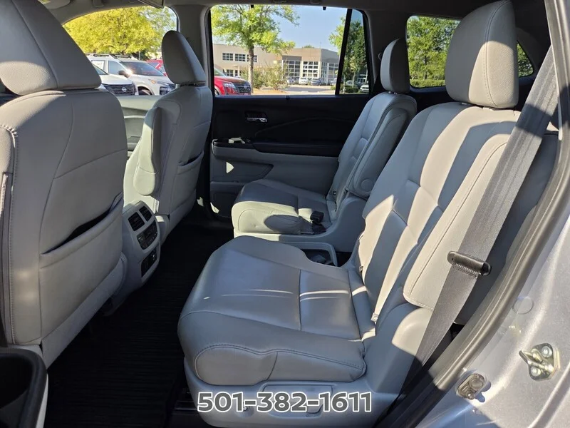 Used 2020 Lunar Silver Metallic Honda TOURING 7-PASSENGER 2WD image 12