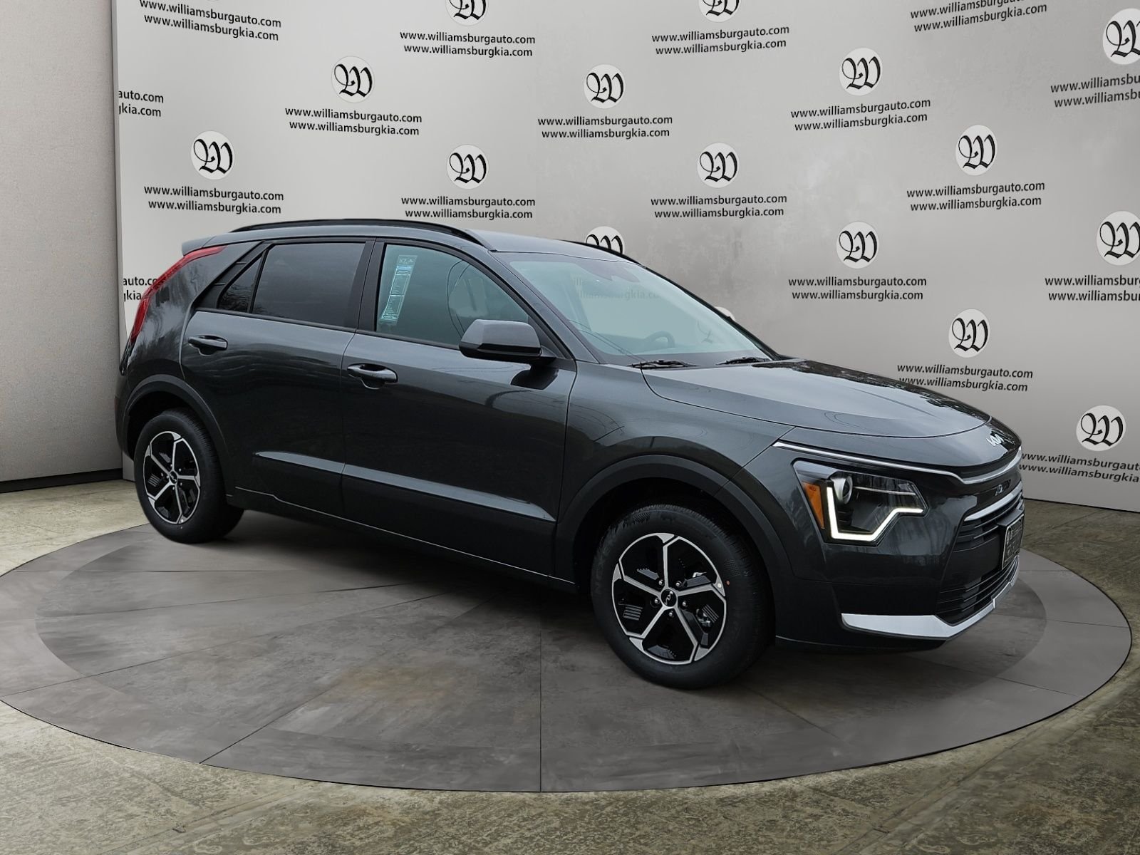 2025 Kia Niro LX - Photo 7