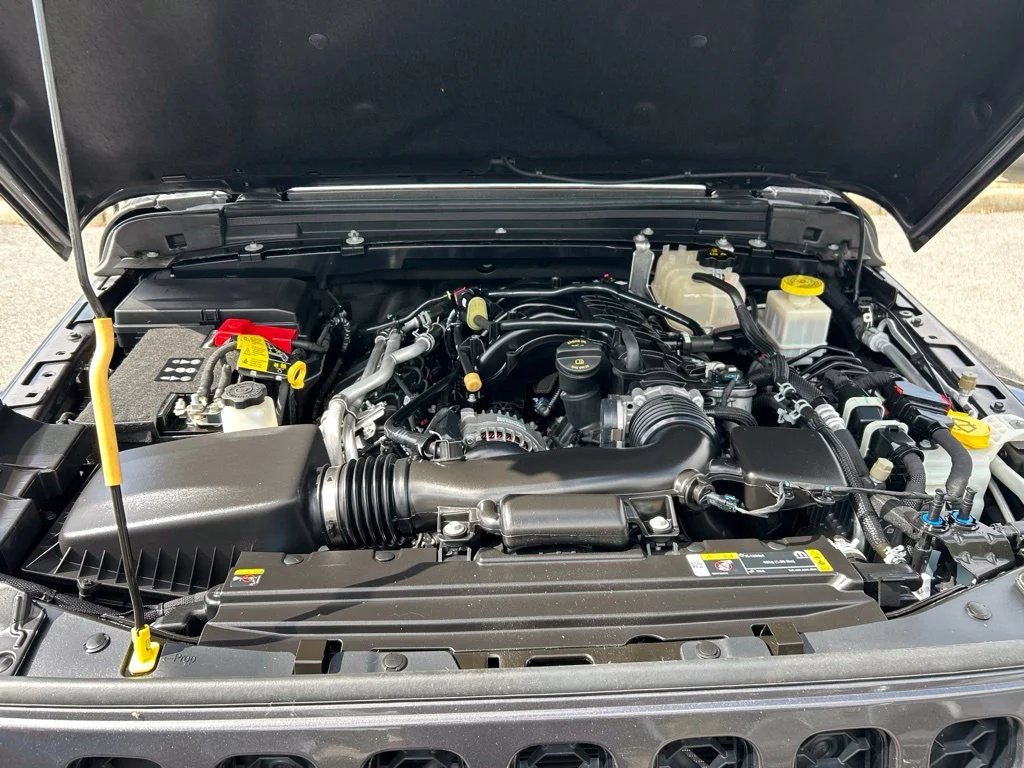Used 2023 Gray Jeep Sport image 10