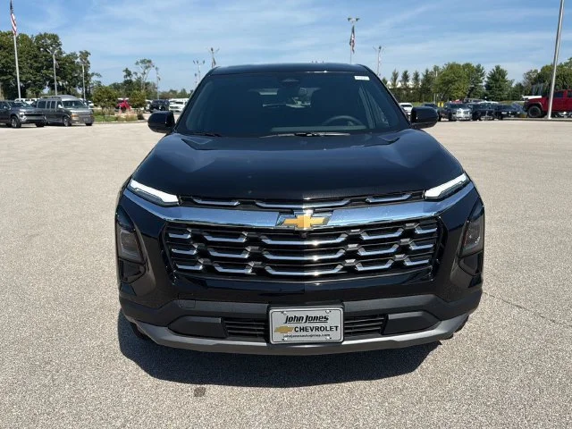 New 2027 Mosaic Black Metallic Chevrolet LT image 18