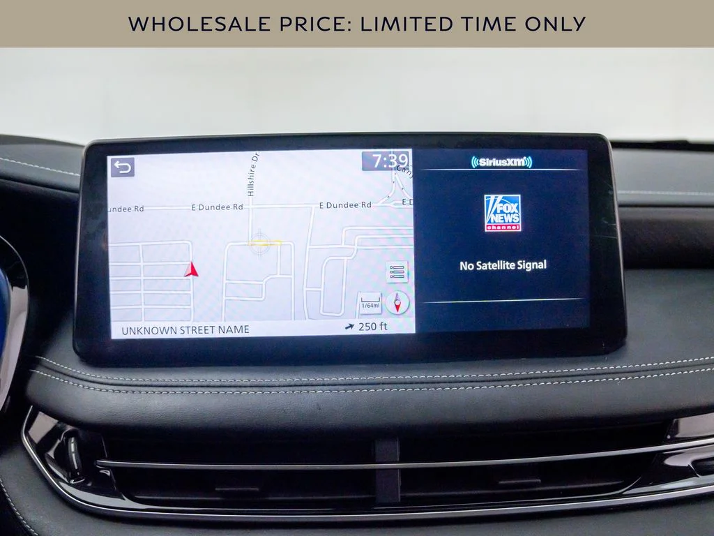 Used 2023 Silver INFINITI Sensory image 23