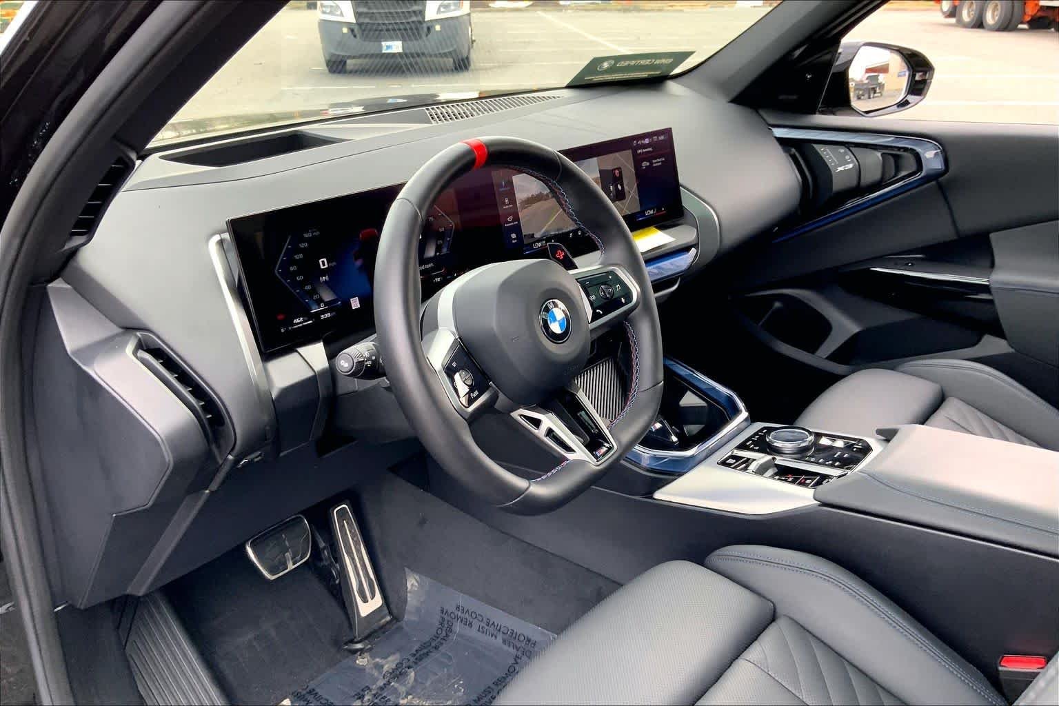 Certified Used 2025 Black Sapphire Metallic BMW M50 xDrive image 17