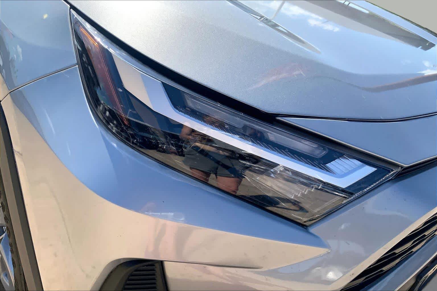 Used 2022 Silver Sky Metallic Toyota Hybrid XLE image 26