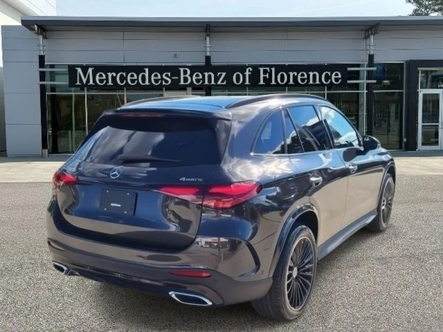 Used 2026 Gray Mercedes-Benz GLC 300 image 3