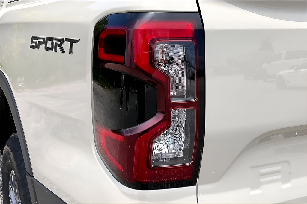 New 2026 Desert Sand Ford XLT image 21