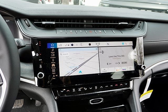 New 2026 Diamond Black Crystal Pearl-Coat Exterior Paint Jeep Limited image 28