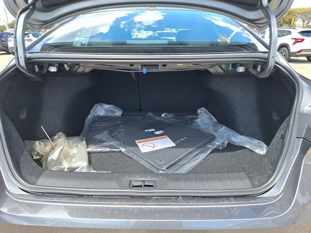 Used 2027 Gray Nissan SV image 23