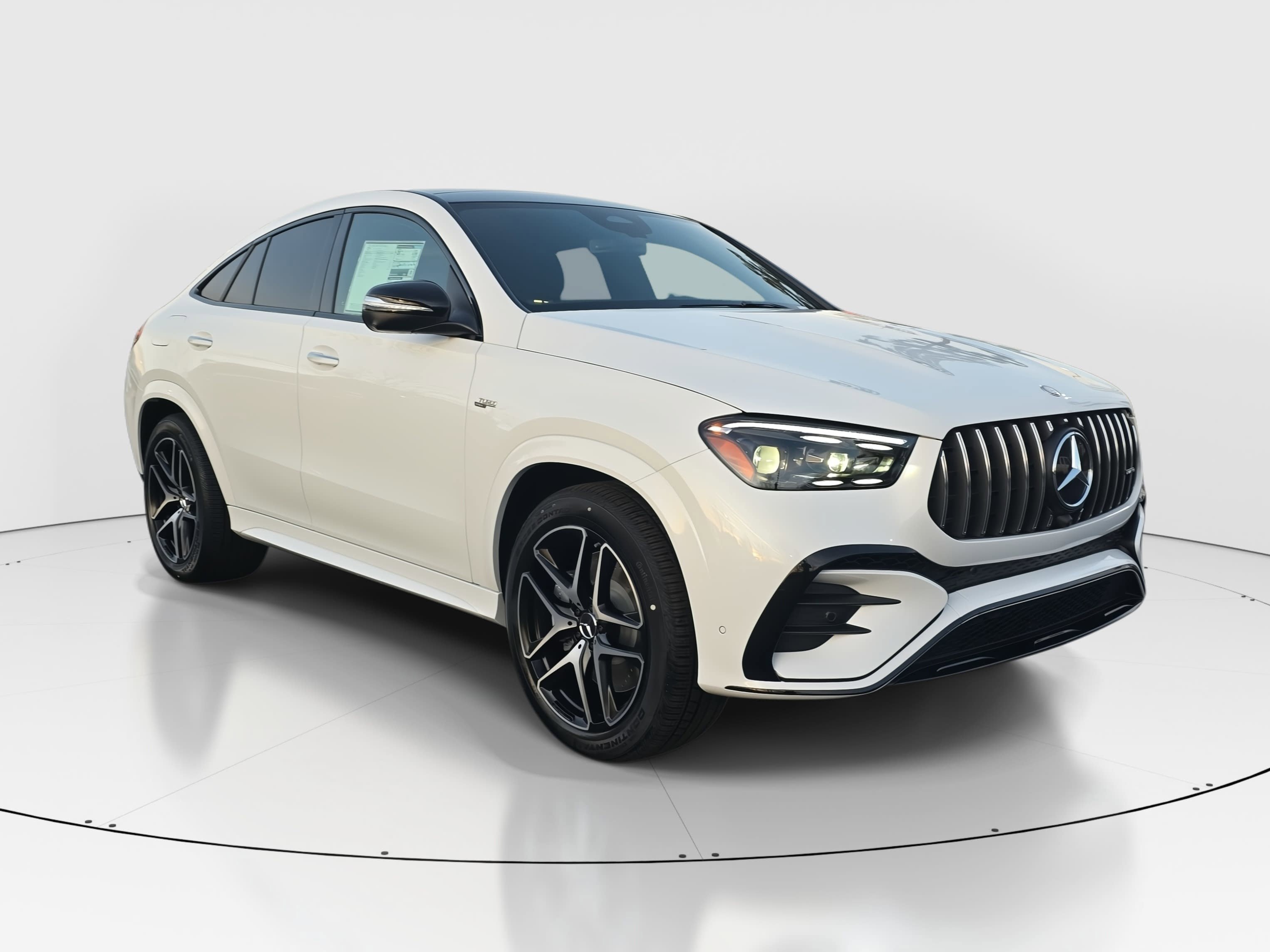 New 2026 MANUFAKTUR Moonlight White Metallic Mercedes-Benz AMG® GLE 53 4MATIC+ Coupe image 3