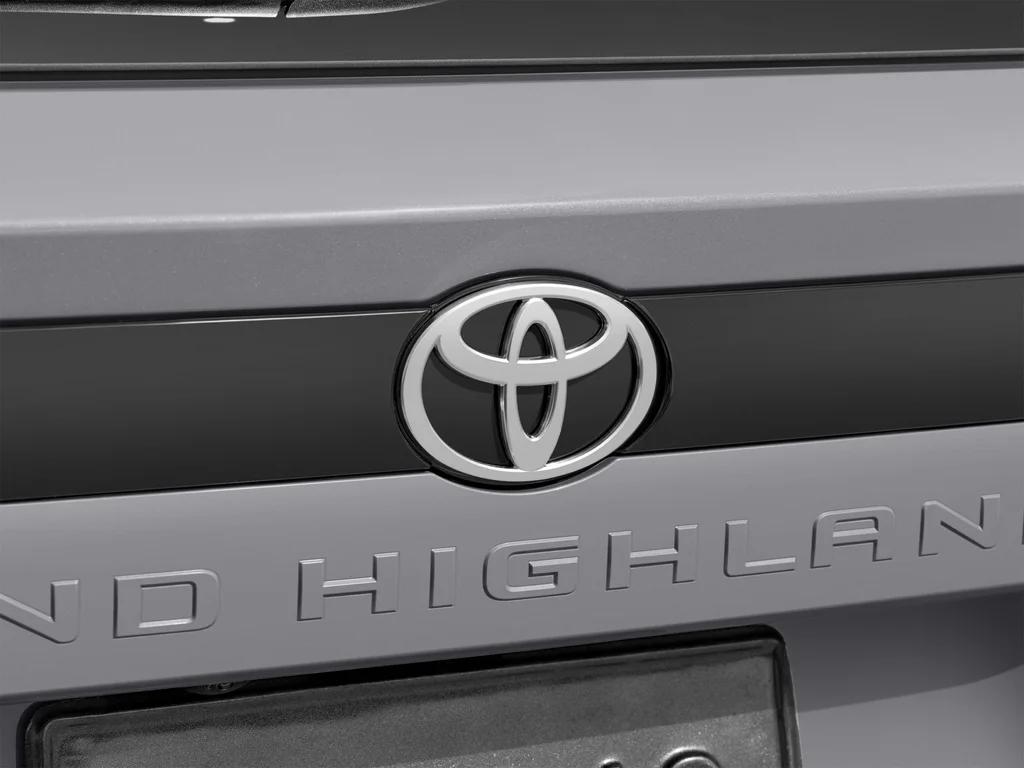 New 2026 Gray Toyota HYBRID XLE ECVT ALL WHEEL DRIVE image 63