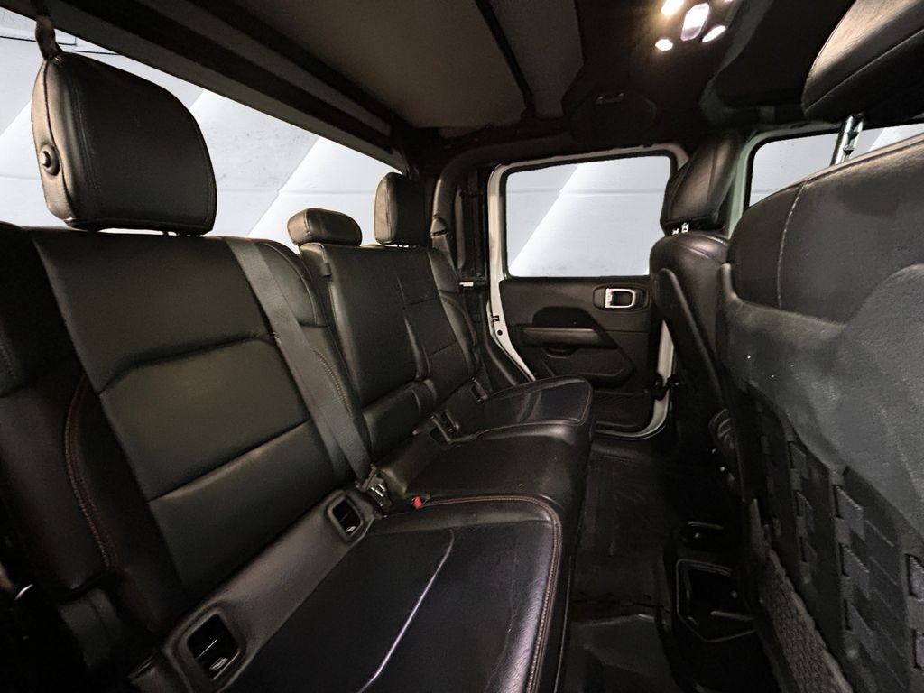 Used 2022 White Jeep Mojave image 16
