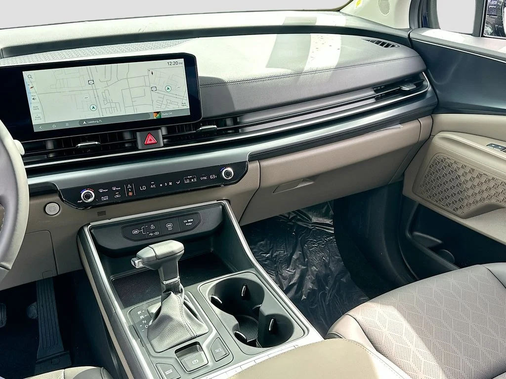 2026 Kia Carnival LXS - Photo 23