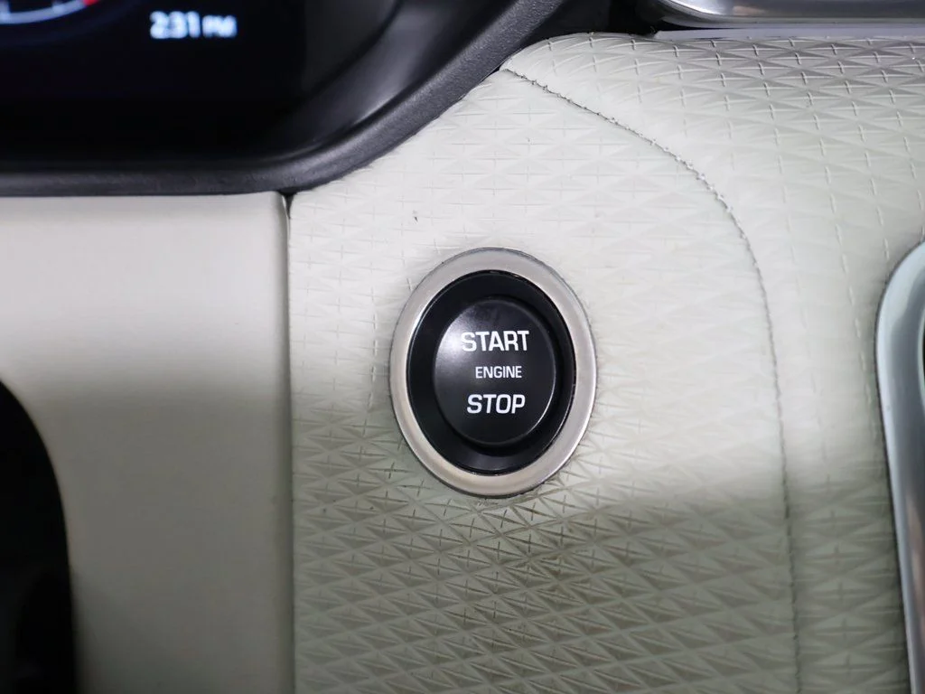 Used 2023 Byron Blue Metallic Land Rover R-Dynamic S MHEV image 46