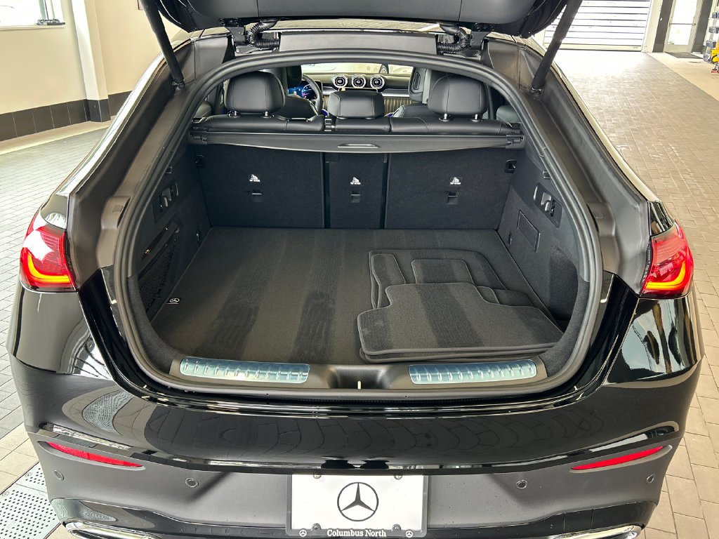 New 2027 Black Mercedes-Benz GLC 300 image 43