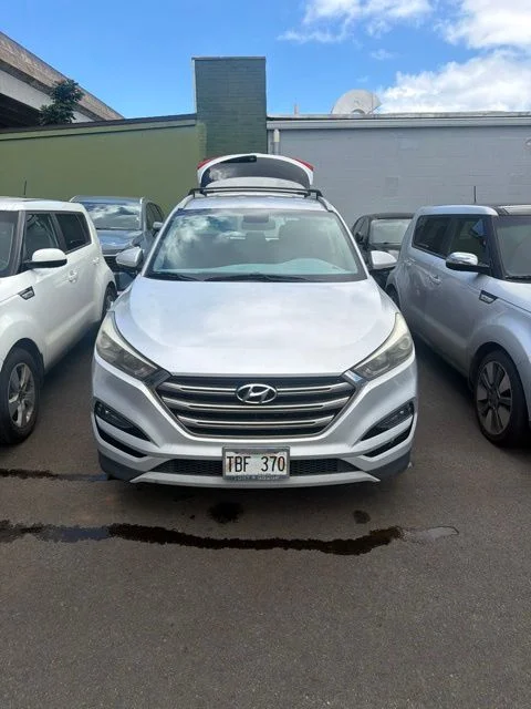 Used 2017 Silver Hyundai Limited image 1