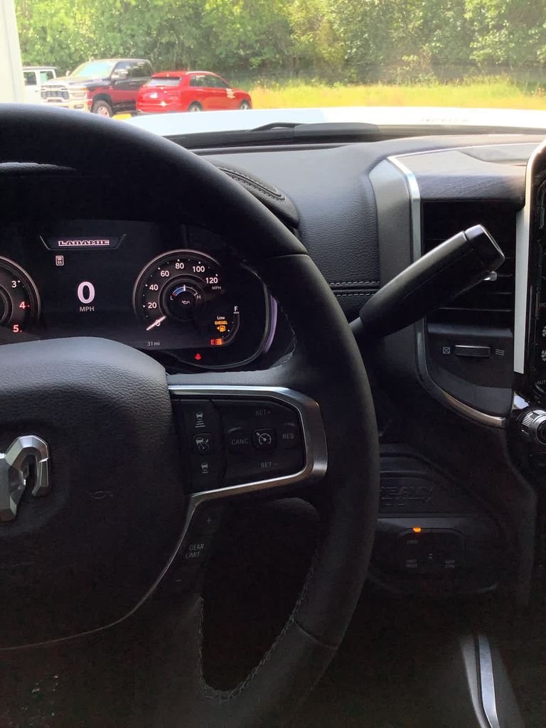 2025 RAM 2500 Laramie - Photo 14