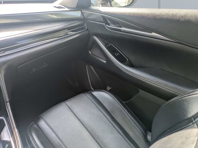 Used 2023 White INFINITI LUXE image 18