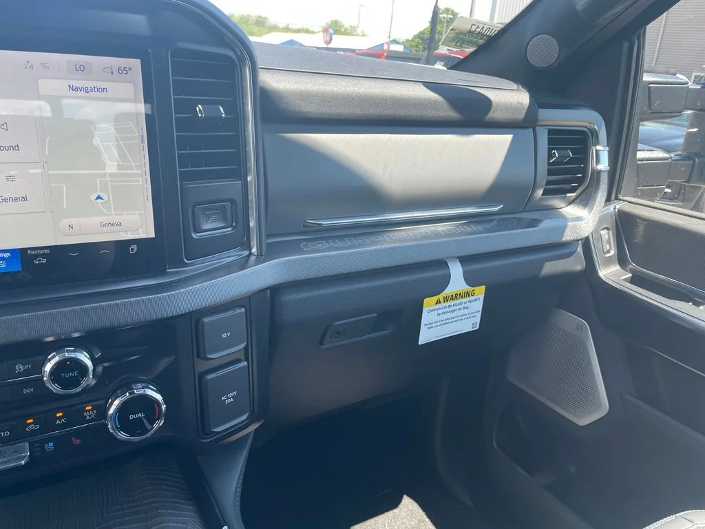 2025 Ford F-350 Super Duty Platinum - Photo 27