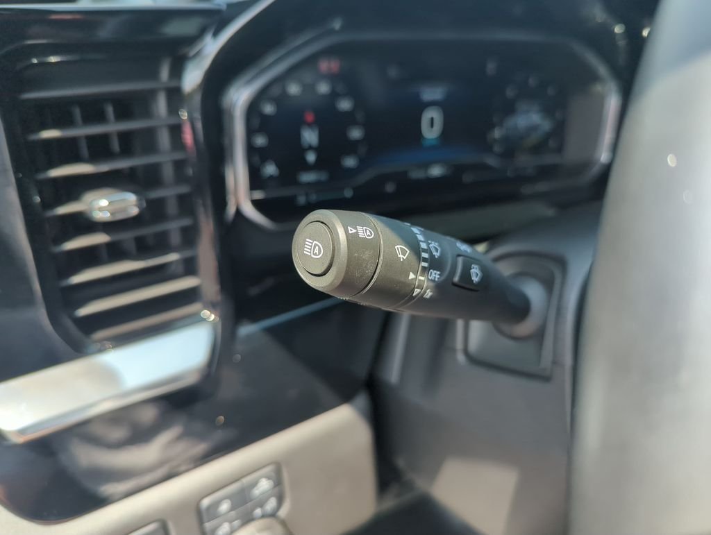 Used 2025 Gray Chevrolet LT image 21