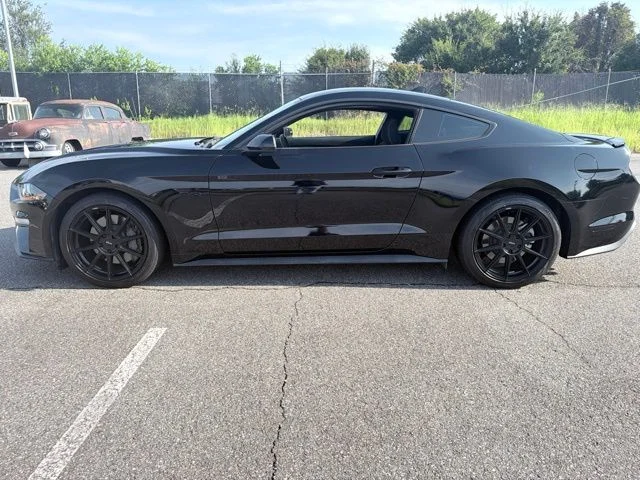 Used 2020 Black Ford GT image 6