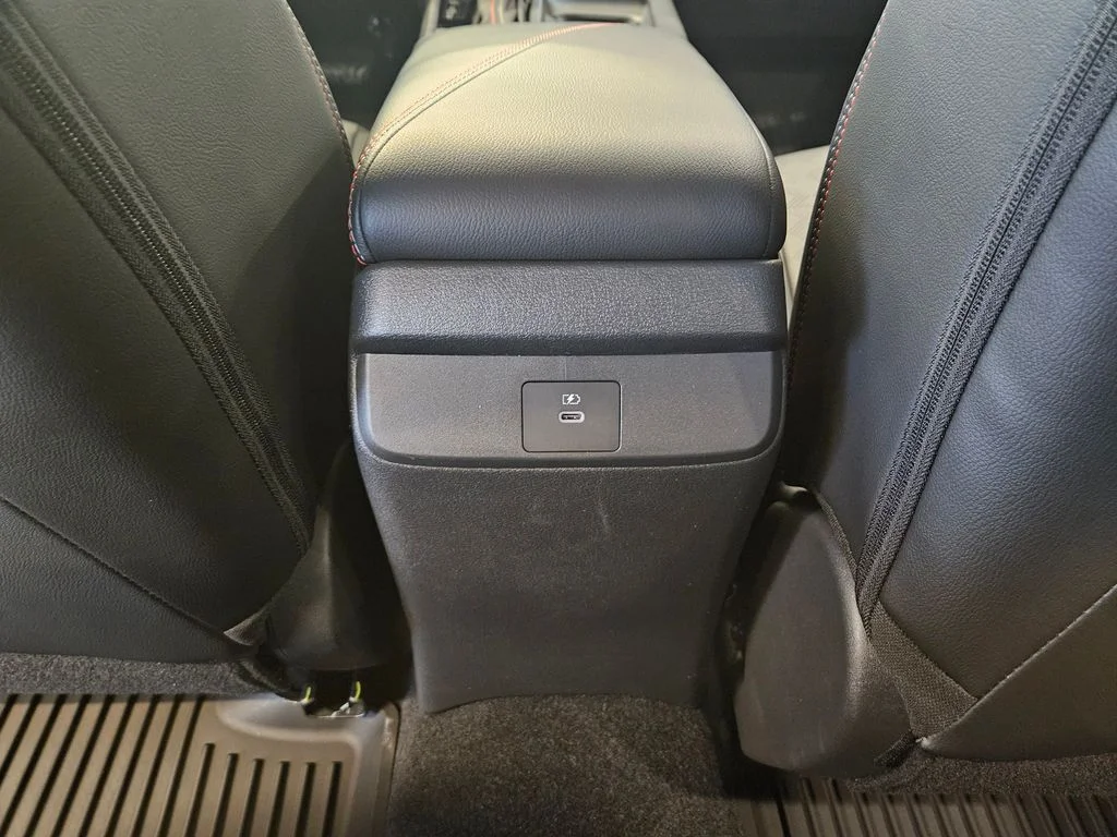 New 2026 Atlantic Gray Metallic / Super Black Two-tone Nissan SR image 22